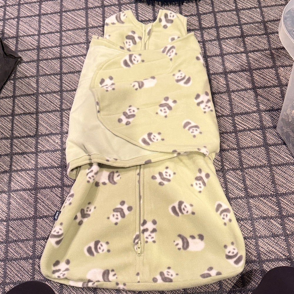 HALO Green Panda Print Wearable Blanket Sleep Sack